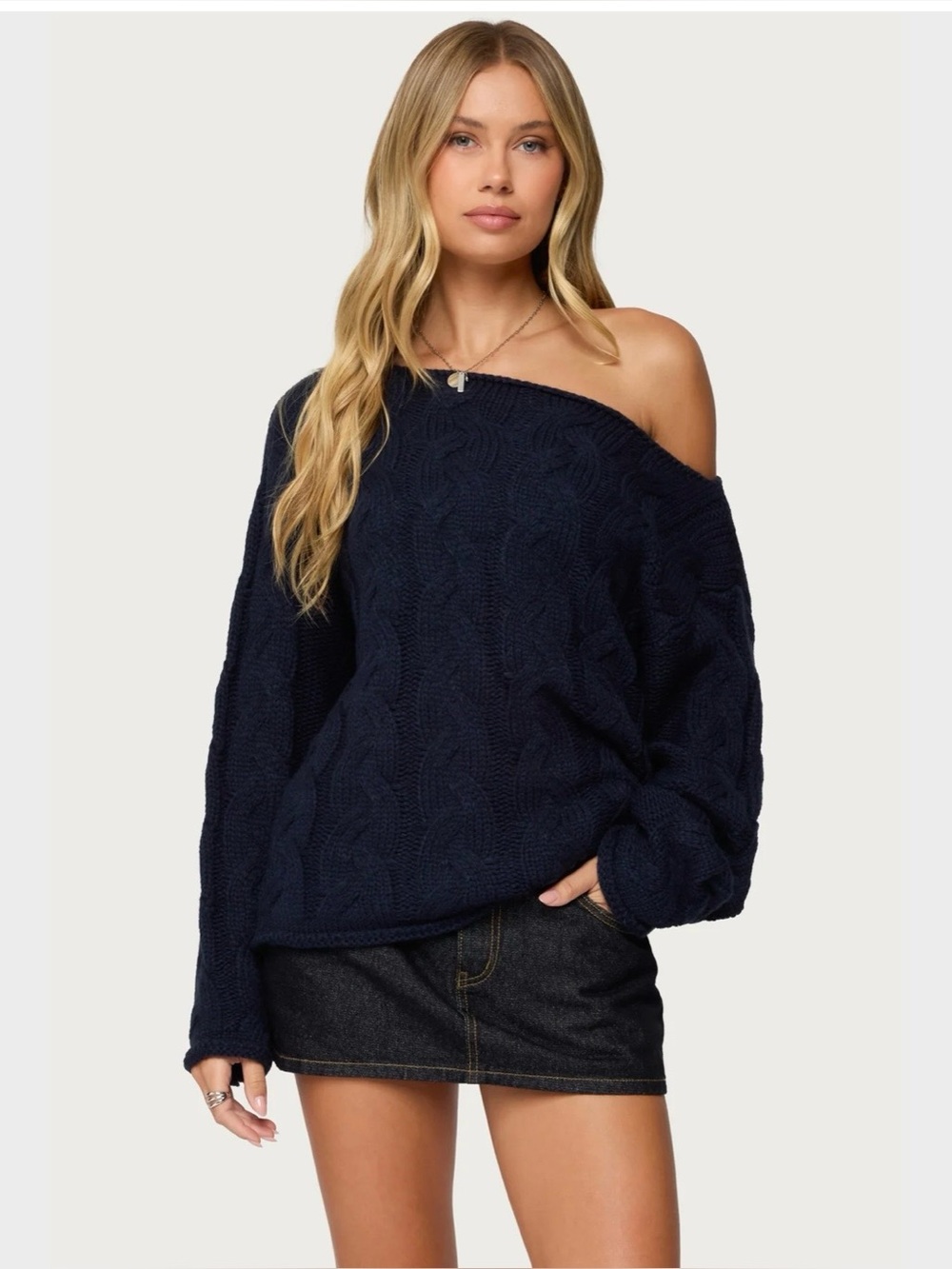 Edikted Nellie Off Shoulder Navy Cable Knit Sweater Size Small